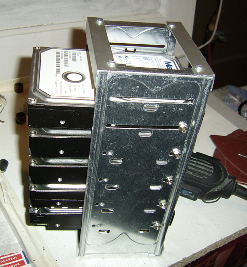 Beer Case PC - hard disk rack